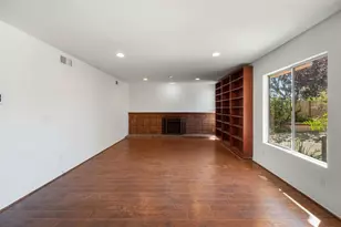 4638 Leathers St, San Diego, CA 92117 - Photo 9