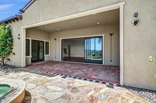 2571 Glasgow Dr, Carlsbad, CA 92010 - Photo 5