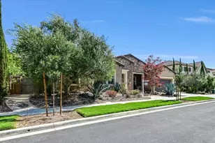 2571 Glasgow Dr, Carlsbad, CA 92010 - Photo 61