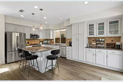 1300 Enchante Way, Oceanside, CA 92056 - Photo 17