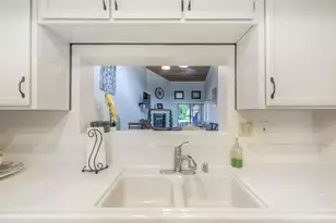 8559 Circle R Valley Ln, Escondido, CA 92026 - Photo 15