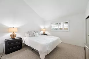 318 Juniper Ave, Carlsbad, CA 92008 - Photo 15