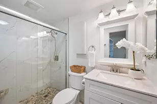 318 Juniper Ave, Carlsbad, CA 92008 - Photo 17