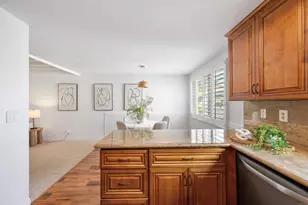 318 Juniper Ave, Carlsbad, CA 92008 - Photo 13
