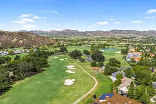 38669 Muirfield Dr, Murrieta, CA 92562 - Photo 41
