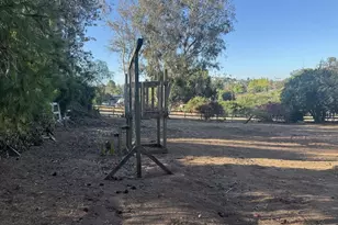 726 Valley Dr, Vista, CA 92084 - Photo 13