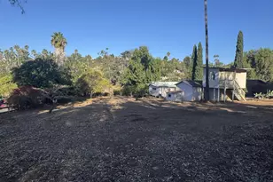 726 Valley Dr, Vista, CA 92084 - Photo 11