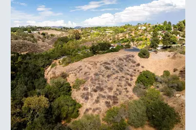 2202 Calle Dos Lomas, Fallbrook, CA 92028 - Photo 3