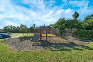 467 Calle Elagante, Vista, CA 92083 - Photo 11