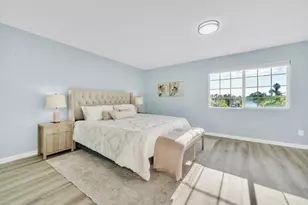 467 Calle Elagante, Vista, CA 92083 - Photo 5