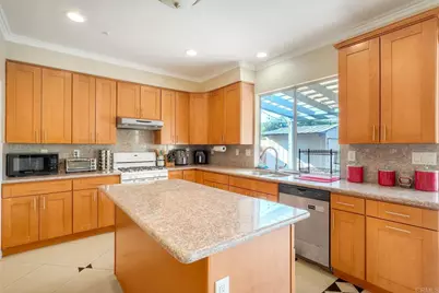 831 Pohl Place, Vista, CA 92083 - Photo 15