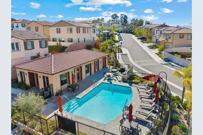 887 Brookdale Drive, Vista, CA 92081 - Photo 43