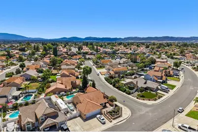 25430 Blackthorne Drive, Murrieta, CA 92563 - Photo 43