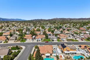 25430 Blackthorne Dr, Murrieta, CA 92563 - Photo 45