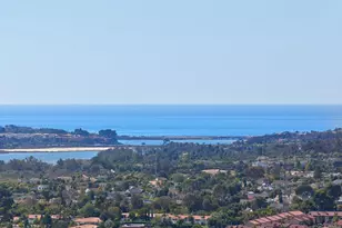 6811 Vianda Ct, Carlsbad, CA 92009 - Photo 7