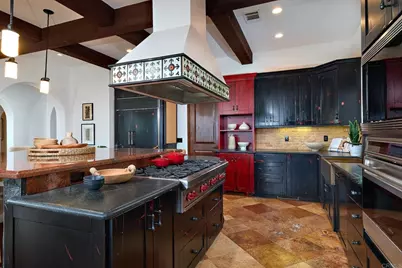 6811 Vianda Court, Carlsbad, CA 92009 - Photo 9