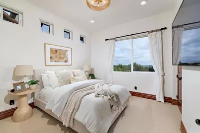 6811 Vianda Court, Carlsbad, CA 92009 - Photo 17