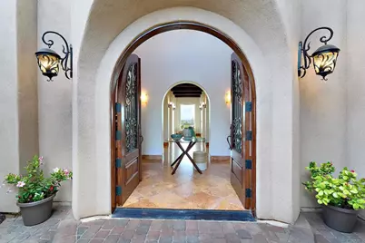6811 Vianda Court, Carlsbad, CA 92009 - Photo 7