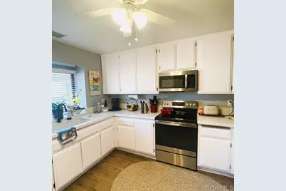 4115 Cyprus Island Court, Fallbrook, CA 92028 - Photo 9