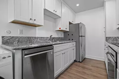 8548 Via Mallorca #A, La Jolla, CA 92037 - Photo 9