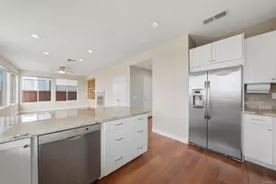 2914 Pearl Pl, Carlsbad, CA 92009 - Photo 11