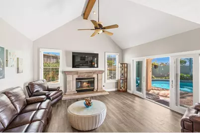 3684 Maria Ln, Carlsbad, CA 92008 - Photo 17