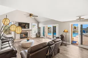 3684 Maria Ln, Carlsbad, CA 92008 - Photo 19