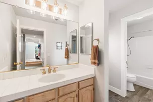 3684 Maria Ln, Carlsbad, CA 92008 - Photo 29
