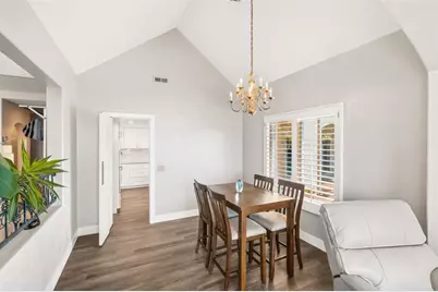 3684 Maria Ln, Carlsbad, CA 92008 - Photo 9