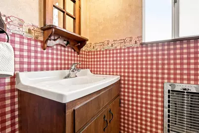 1045 Warmlands Avenue, Vista, CA 92084 - Photo 27