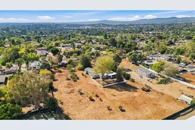 1045 Warmlands Avenue, Vista, CA 92084 - Photo 41