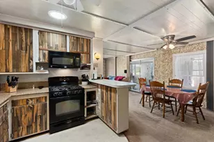 718 Sycamore Ave, Vista, CA 92083 - Photo 15