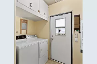 718 Sycamore  Ave #202, Vista, CA 92083 - Photo 27