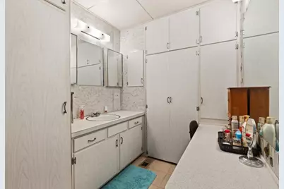 718 Sycamore  Ave #202, Vista, CA 92083 - Photo 25