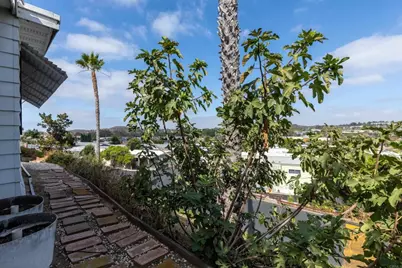 718 Sycamore  Ave #202, Vista, CA 92083 - Photo 29