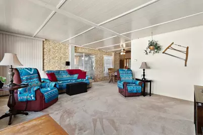 718 Sycamore  Ave #202, Vista, CA 92083 - Photo 11