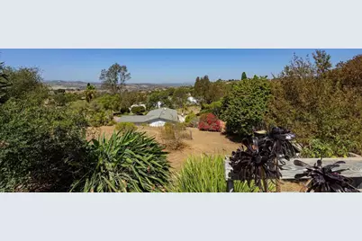 3159 Blackwell Drive, Vista, CA 92084 - Photo 3