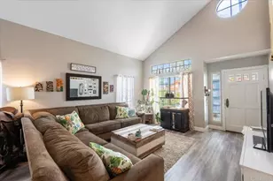 5329 Blackberry Way, Oceanside, CA 92057 - Photo 7