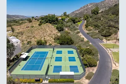 8975 Lawrence Welk Dr #31, Escondido, CA 92026 - Photo 29