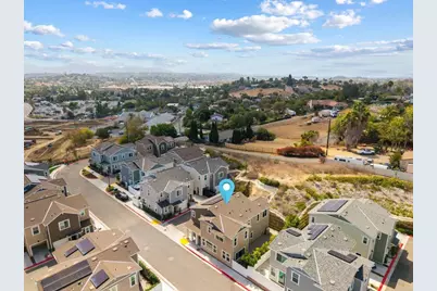 1515 Wingwood Lane, Vista, CA 92083 - Photo 3