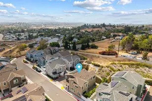 1515 Wingwood Ln, Vista, CA 92083 - Photo 3