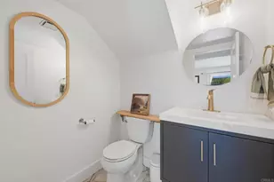2016 Badger Glen, Escondido, CA 92029 - Photo 11