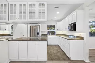 183 Sandberg St, Thousand Oaks, CA 91360 - Photo 11