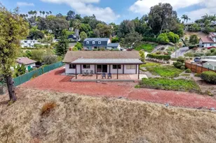2233 Valley Rd, Oceanside, CA 92056 - Photo 5