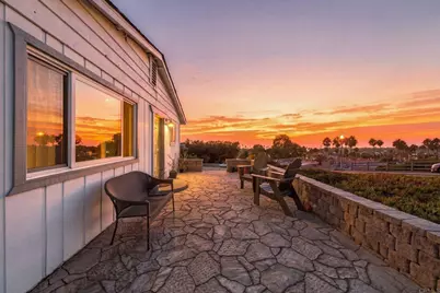 55 E E Street, Encinitas, CA 92024 - Photo 3
