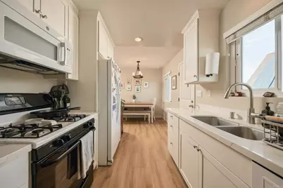 55 E E Street, Encinitas, CA 92024 - Photo 11