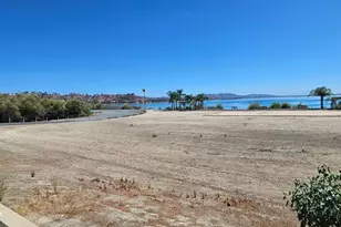 32000 Riverside Dr, Lake Elsinore, CA 92530 - Photo 15