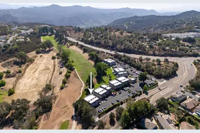 27739 Mountain Meadow Road #8, Escondido, CA 92027 - Photo 19