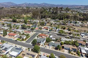 13553 Carriage Rd, Poway, CA 92064 - Photo 37