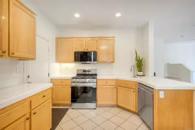 1862 Morning View Drive, Vista, CA 92084 - Photo 9